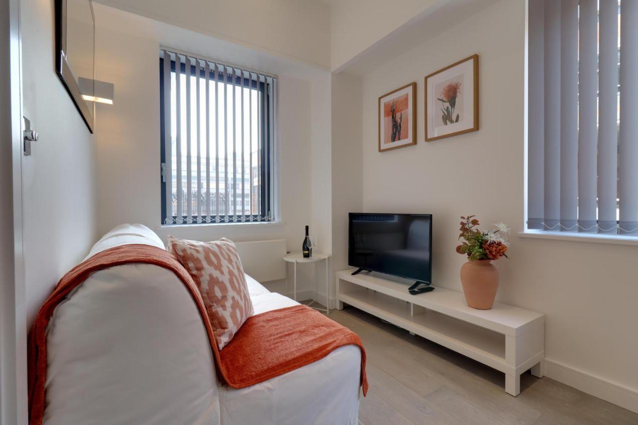 La Casa Suites Slough Zewnętrze zdjęcie