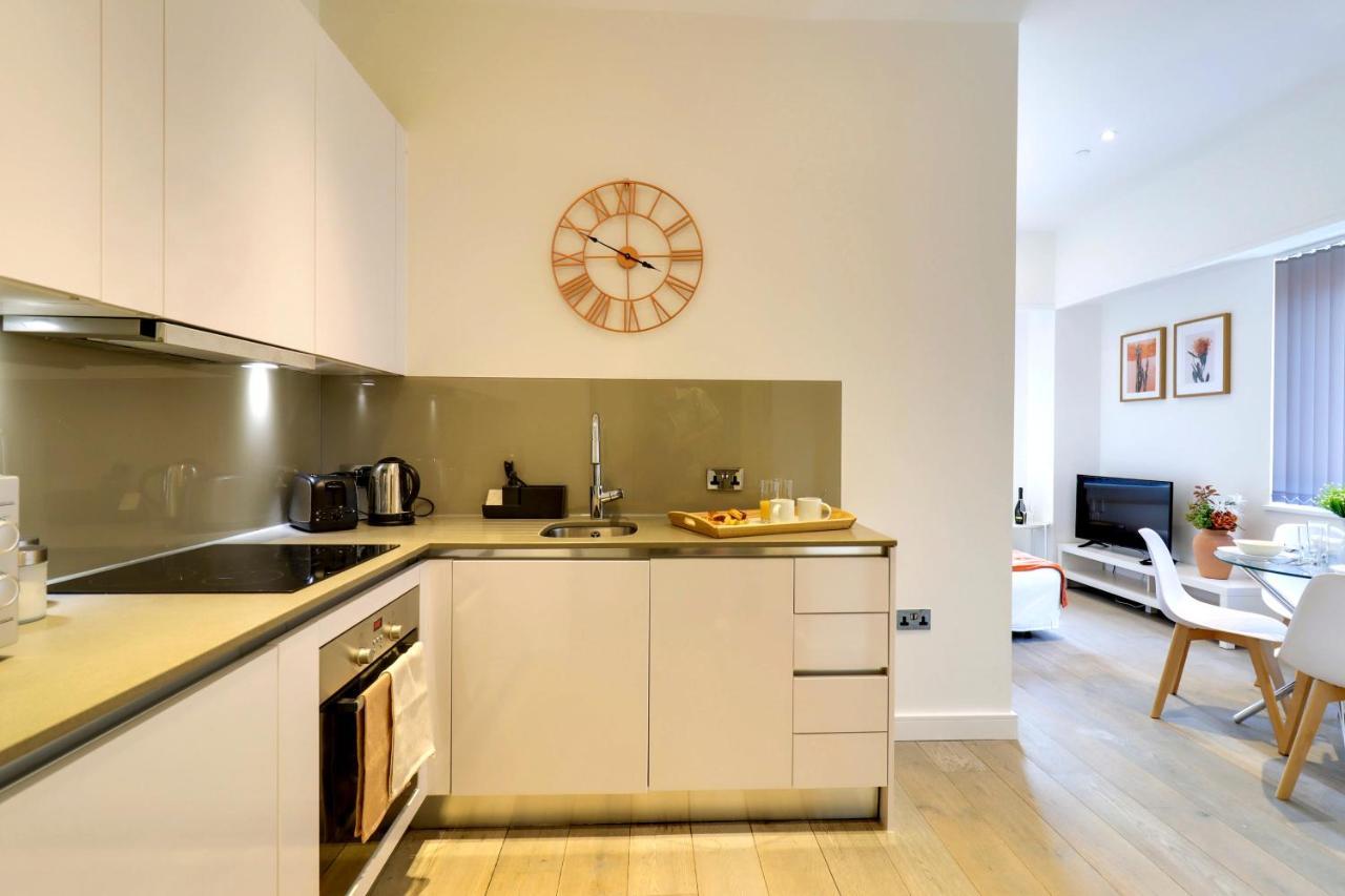 La Casa Suites Slough Zewnętrze zdjęcie